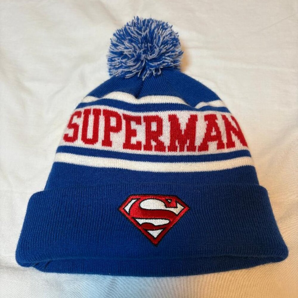 SUPERMAN DC COMICS ORIGINAL SUPERMAN WINTER POM HAT BEANIE